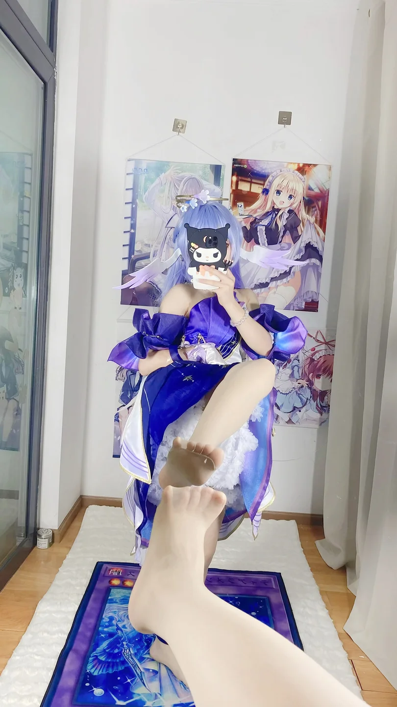 白栎Shirly_No_033_崩坏·星穹铁道_知更鸟_40P,6V_151MB tg@simisebaisi 【丝足阁】025.webp